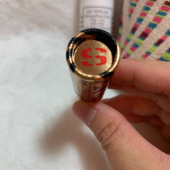 Sisley make up pouch with 2 free sample - Picture 5 of 9